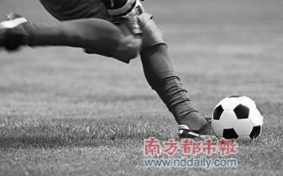 足球手套能泡水吗女生，足球手套能泡水吗女生用